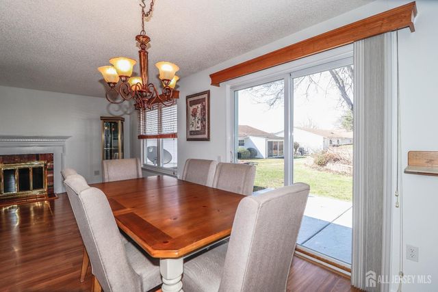 101-C Dogwood Plaza, Monroe, NJ 08831