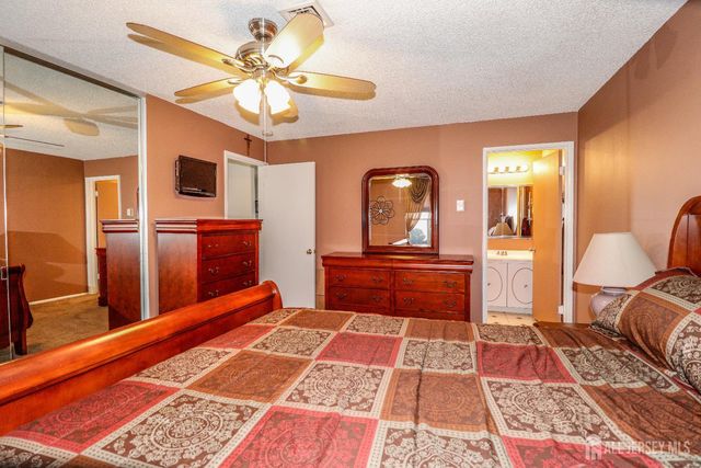 101-C Dogwood Plaza, Monroe, NJ 08831