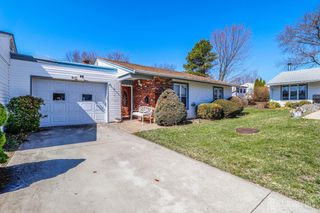 101-C Dogwood Plaza, Monroe, NJ 08831