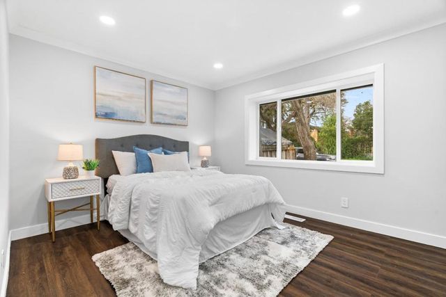 432 8th Avenue, Menlo Park, CA 94025