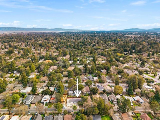 432 8th Avenue, Menlo Park, CA 94025