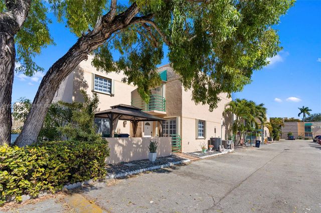 11860 SW 18th Ter 103, Miami, FL 33175