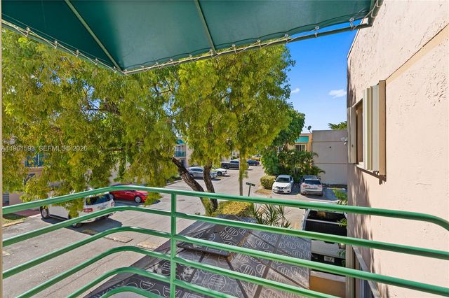 11860 SW 18th Ter 103, Miami, FL 33175