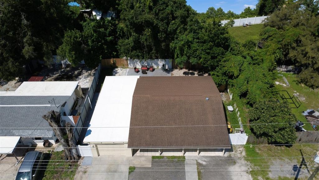 Image 19 of property listing at 6508 N GLEN AVE, Tampa, FL 33614
