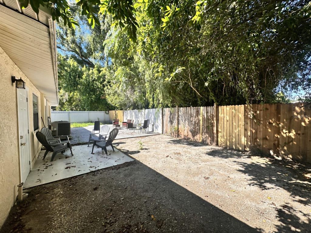Image 21 of property listing at 6508 N GLEN AVE, Tampa, FL 33614