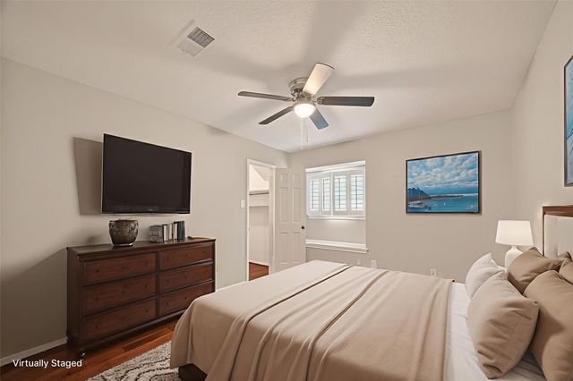 2214 Cedar Falls Drive, Houston, TX 77339