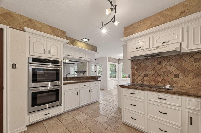 2214 Cedar Falls Drive, Houston, TX 77339