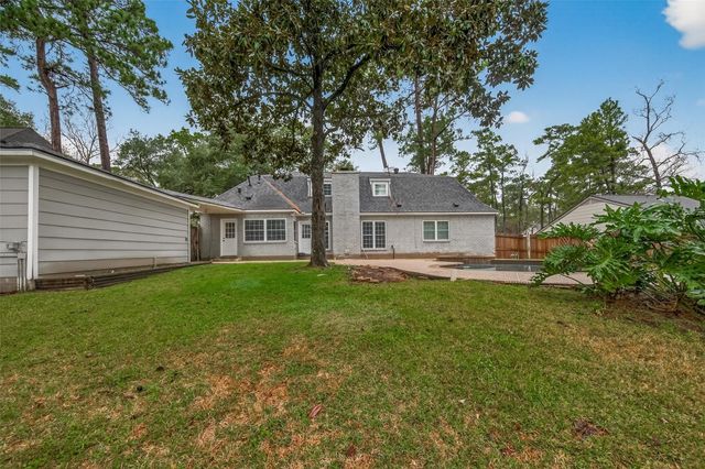 2214 Cedar Falls Drive, Houston, TX 77339