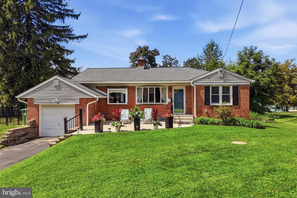1524 S LIMEKILN PIKE, DRESHER, PA 19025 — exterior