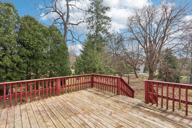 146 TAYLOR Street, Cottage Grove, WI 53527