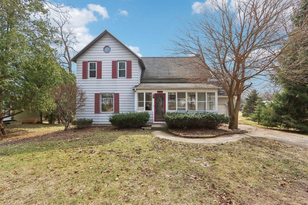 146 TAYLOR Street, Cottage Grove, WI 53527