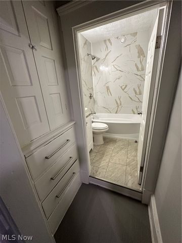 3074 W 25th Street 5, Cleveland, OH 44113