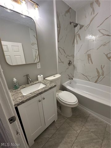 3074 W 25th Street 5, Cleveland, OH 44113