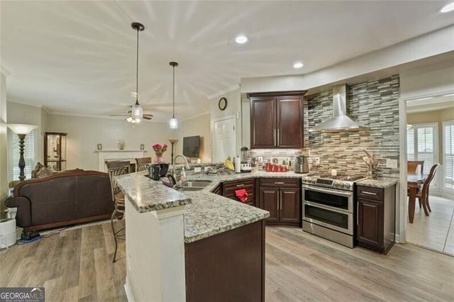 2895 Hilton Circle NW, Kennesaw, GA 30152