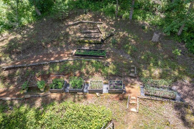 210 Mcdaniel Lane, Suches, GA 30572