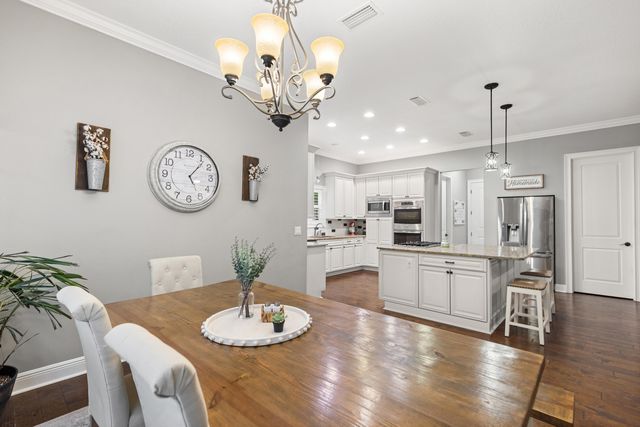 4104 Bond Circle, Niceville, FL 32578