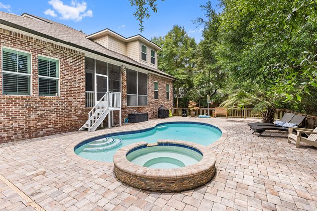 4104 Bond Circle, Niceville, FL 32578
