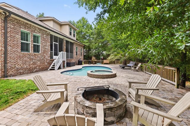 4104 Bond Circle, Niceville, FL 32578