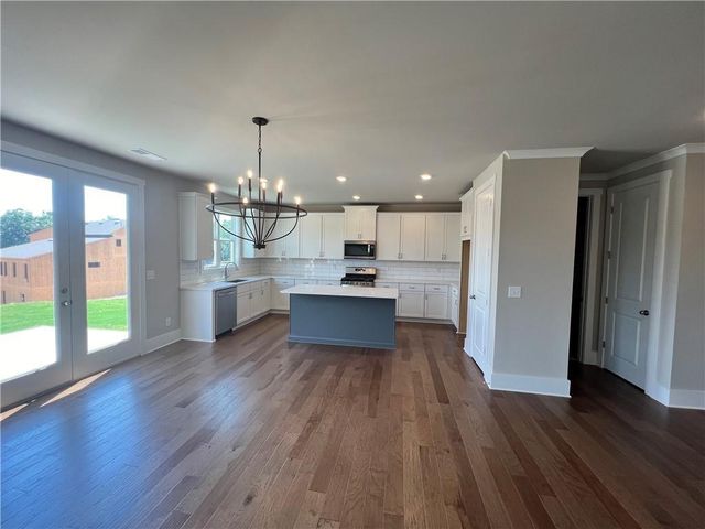 321 Willow Cove, Canton, GA 30114