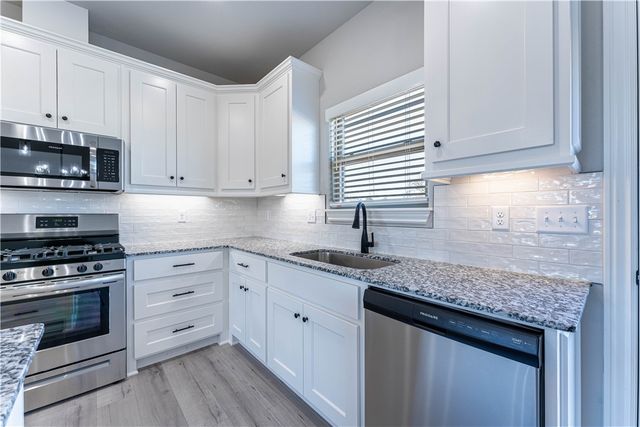 2312 John W Montgomery Circle, Pea Ridge, AR 72751