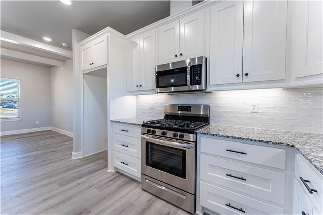 2312 John W Montgomery Circle, Pea Ridge, AR 72751