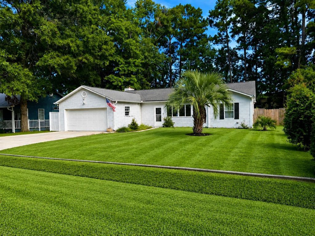 8587 Cedar Trace Dr., Myrtle Beach, SC 29588