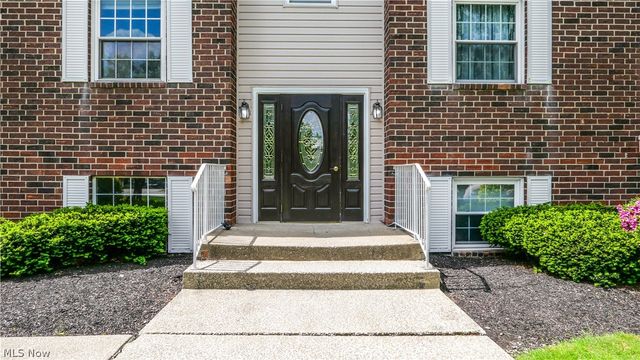 10790 Ravenna Road 101, Twinsburg, OH 44087