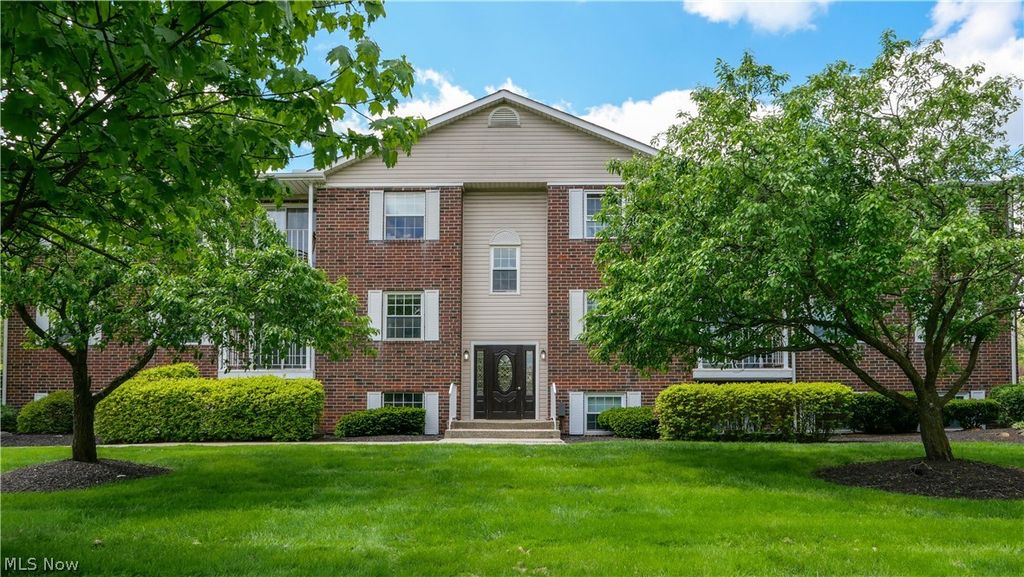 10790 Ravenna Road 101, Twinsburg, OH 44087