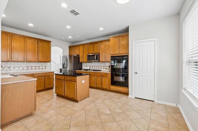 3201 Cantura Drive, Mesquite, TX 75181