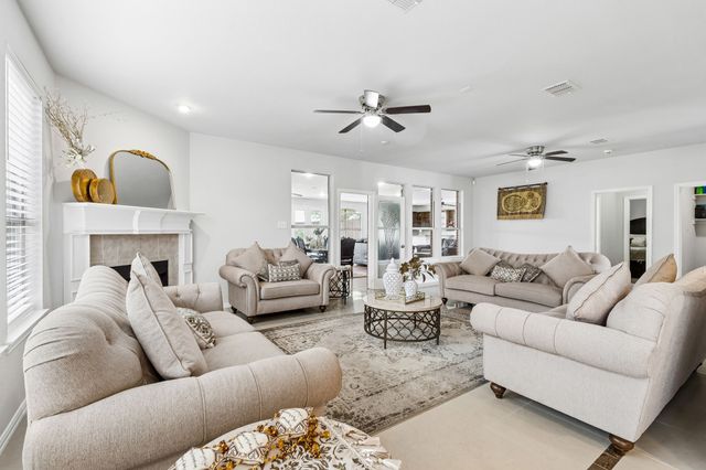 3201 Cantura Drive, Mesquite, TX 75181