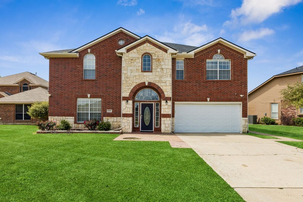 3201 Cantura Drive, Mesquite, TX 75181