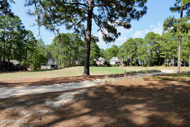 160 Hunter Trail, Southern Pines, NC 28387
