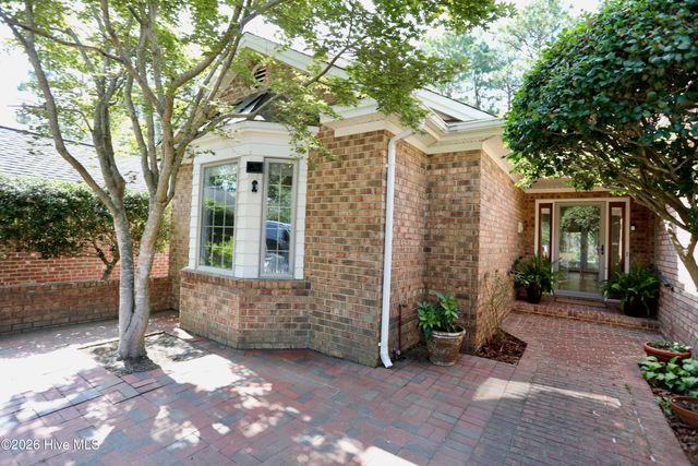 160 Hunter Trail, Southern Pines, NC 28387