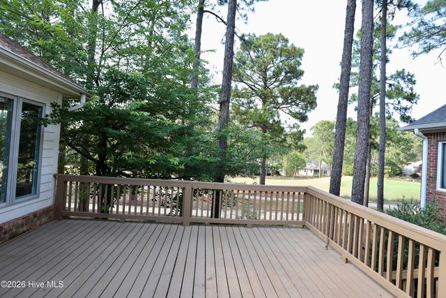 160 Hunter Trail, Southern Pines, NC 28387