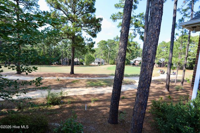 160 Hunter Trail, Southern Pines, NC 28387