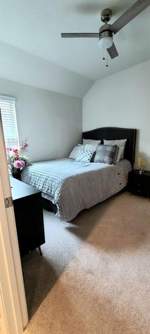 2710 Little Caney Way, Conroe, TX 77301