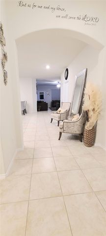 2710 Little Caney Way, Conroe, TX 77301