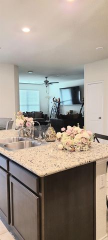 2710 Little Caney Way, Conroe, TX 77301