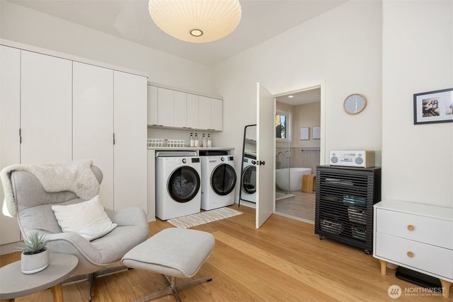 12168 Sunrise Drive NE, Bainbridge Island, WA 98110