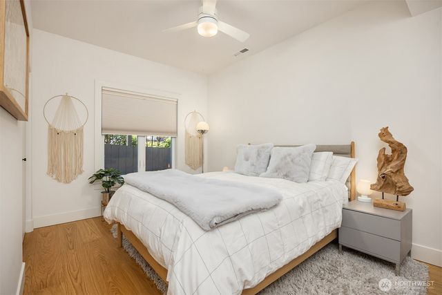 12168 Sunrise Drive NE, Bainbridge Island, WA 98110