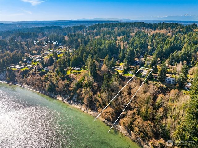 12168 Sunrise Drive NE, Bainbridge Island, WA 98110
