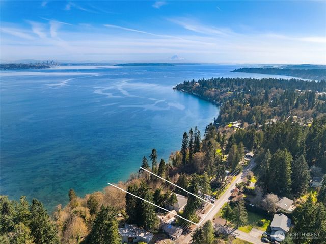 12168 Sunrise Drive NE, Bainbridge Island, WA 98110