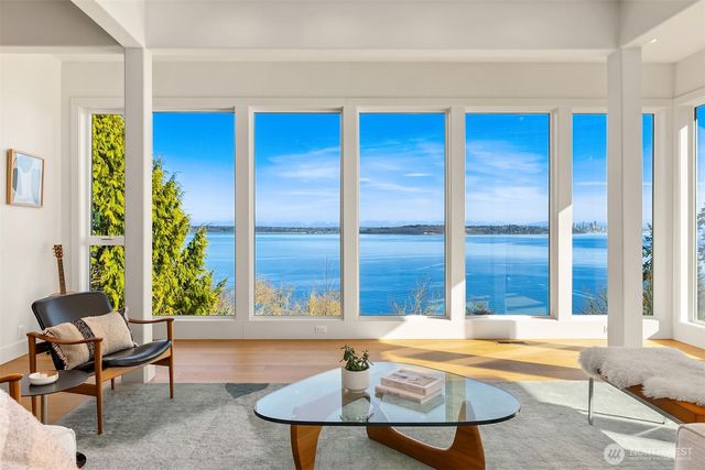 12168 Sunrise Drive NE, Bainbridge Island, WA 98110