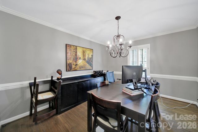 2913 Hinsdale Street, Charlotte, NC 28210