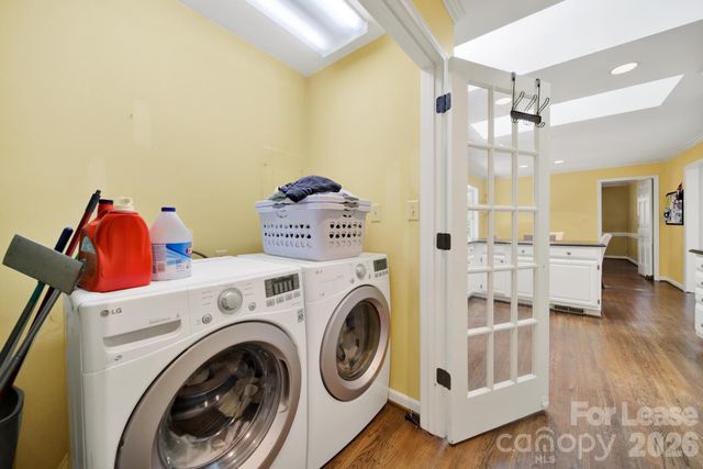 2913 Hinsdale Street, Charlotte, NC 28210