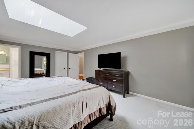 2913 Hinsdale Street, Charlotte, NC 28210