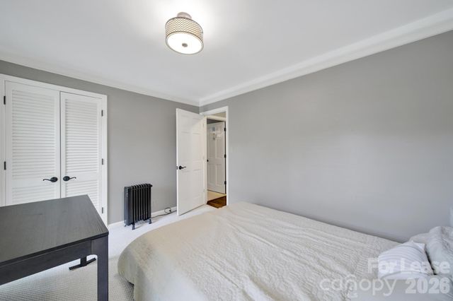 2913 Hinsdale Street, Charlotte, NC 28210