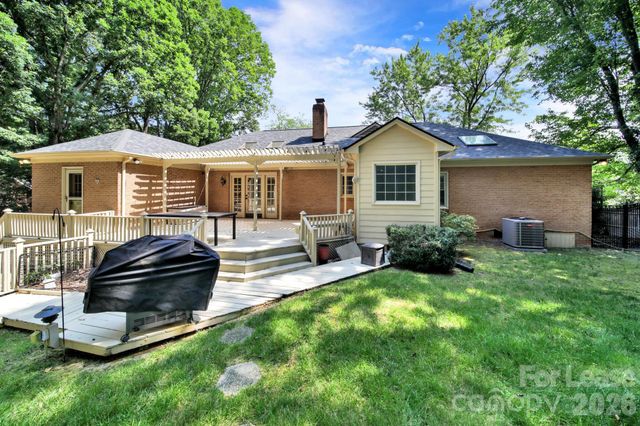 2913 Hinsdale Street, Charlotte, NC 28210