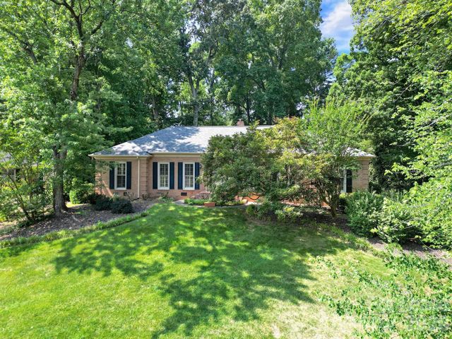 2913 Hinsdale Street, Charlotte, NC 28210