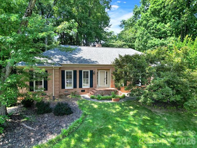 2913 Hinsdale Street, Charlotte, NC 28210